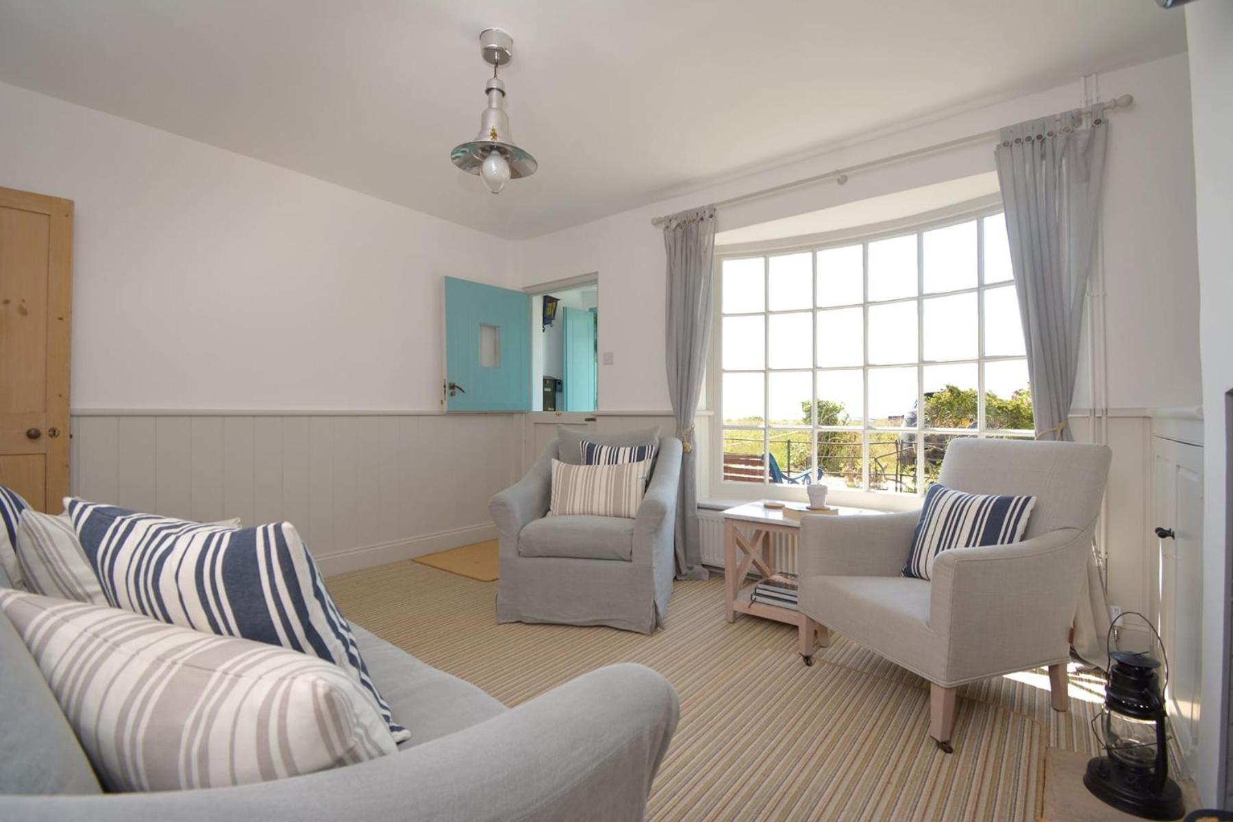 Bosun Cottage - Boutique Retreat On The Beach Deal Exterior photo